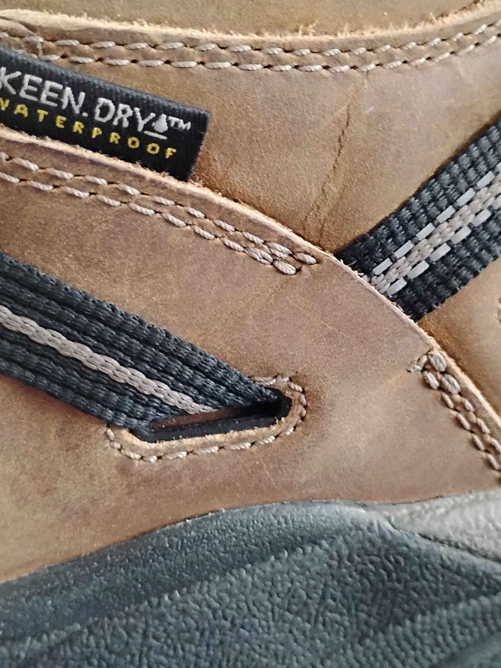 KEEN Men’s 8 Brown Waterproof Hiking Boots - Like New - Free Shipping - Picture 4 of 16